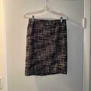 Ann Taylor Factory Petite Black and White Pencil Skirt